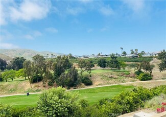 751 Calle Vallarta, San Clemente, CA 92673