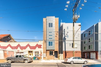 1331 N 17th St Unit 3, Philadelphia, PA 19121
