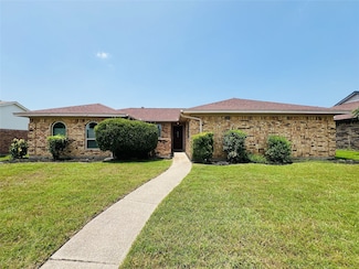 1013 Gannon Dr, Plano, TX 75025