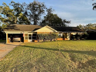 1708 Antioch Rd, Andalusia, AL 36421