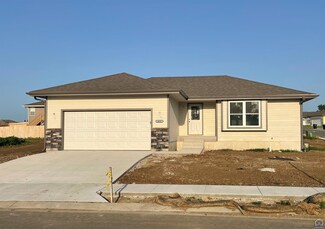4228 SE Truman Ave, Topeka, KS 66609