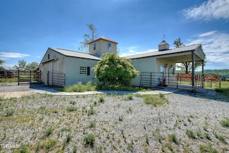 168 Degrasse Dr, Johnson City, TN 37601