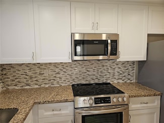 250 Layne Blvd Unit 1052, Hallandale Beach, FL 33009