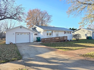 263 Buehler Ave, Nekoosa, WI 54457