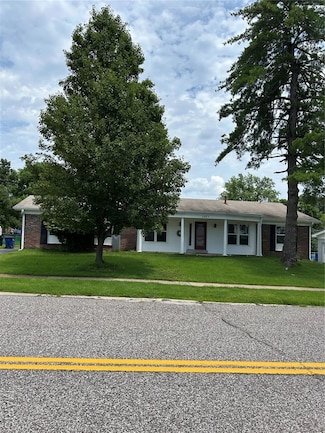 1882 Seven Pines Dr, Saint Louis, MO 63146
