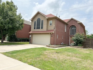 2114 Montclair Ln, Lewisville, TX 75067