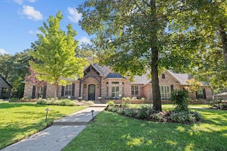 1965 Stonegate Valley Dr, Tyler, TX 75703