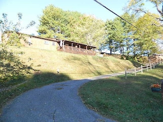 1943 Red Stone Rd, Chilhowie, VA 24319