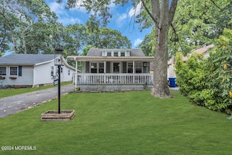 526 Morris Blvd, Toms River, NJ 08753