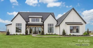 265 Majestic Ridge Rd, Mills River, NC 28759
