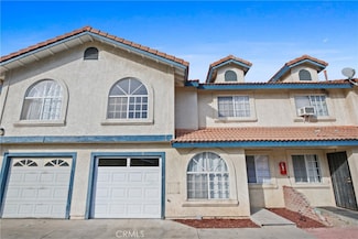 14118 Orizaba Ave Unit 7, Paramount, CA 90723