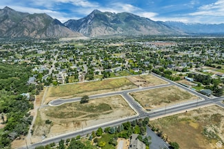 11249 N 5950 W Unit 3, Highland, UT 84003