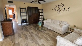 1044 Harwood D Unit D, Deerfield Beach, FL 33442