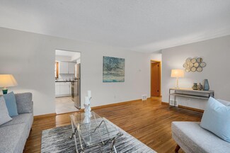 5748 Sumter Ave N, Minneapolis, MN 55428