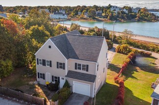 76 Wyola Rd, Hull, MA 02045