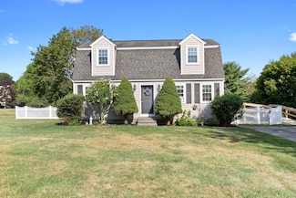 14 Barbara Dr, Amesbury, MA 01913
