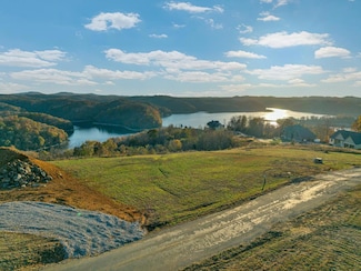 54B Bald Eagle Rd, Hilham, TN 38568