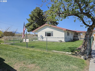 3110 Walnut St, Baker City, OR 97814