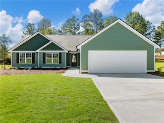 249 Rachel Ln, Hartwell, GA 30643