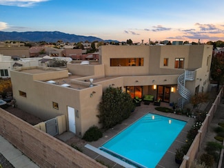 7816 Florence Ave NE, Albuquerque, NM 87122