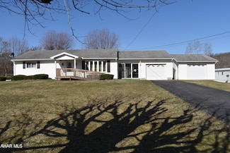13581 Dunnings Hwy, Claysburg, PA 16625
