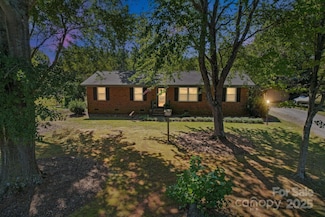 2312 Honeycutt Simpson Rd, Monroe, NC 28110