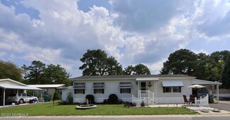78 Eagle Dr, Whiting, NJ 08759