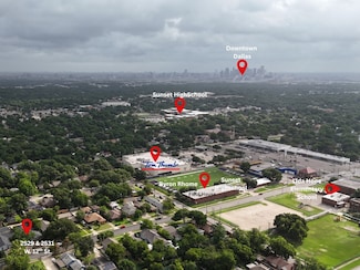 2529 W 12th St, Dallas, TX 75211