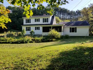 383 Horseshoe Ln, Lyndonville, VT 05851