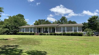 210 W Center St, Bald Knob, AR 72010