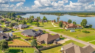 14 River Road Dr W, Mayflower, AR 72106