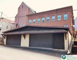 25 W Ridge St, Lansford, PA 18232