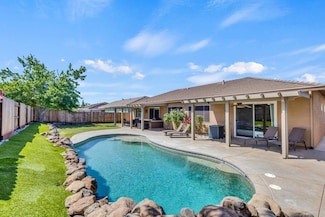 929 Jordine Way, Galt, CA 95632