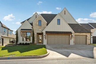712 W 110th Place S, Jenks, OK 74037