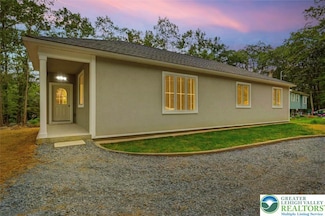 113 Acorn Ln, Kunkletown, PA 18058