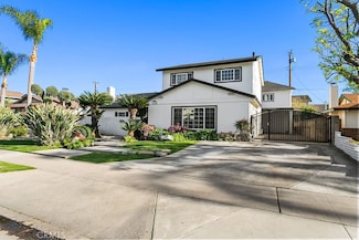 1524 E Riverview Ave, Orange, CA 92865