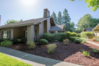 11482 Coloma Rd, Gold River, CA 95670