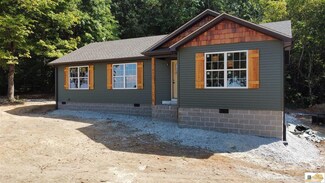 2001 Poynter Rd, Glasgow, KY 42141