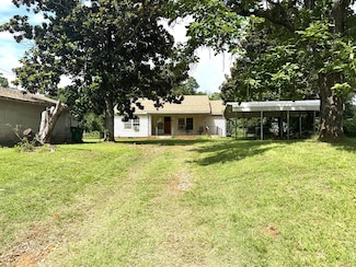 201 Cedarvale St, Palestine, TX 75801