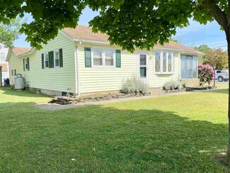 2 Walnut Ave, Villas, NJ 08251