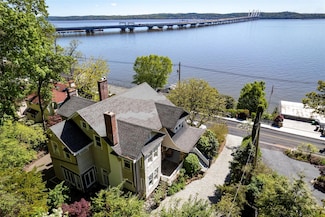 87 River Rd, Nyack, NY 10960
