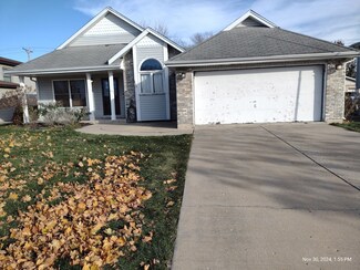 1646 Lorraine Ct, Lockport, IL 60441