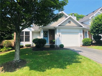 28 Genesee View Trail, Rochester, NY 14623