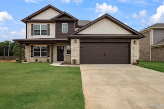 209 Roman Randall Rd, New Market, AL 35761
