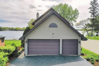 35287 N Wilson Rd, Ingleside, IL 60041