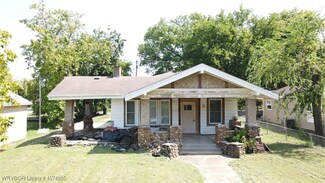 1216 N 13th St, Fort Smith, AR 72901
