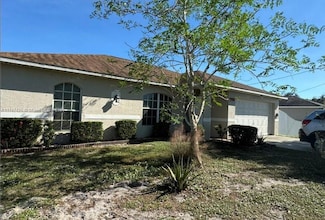 127 Blackstone Dr, Fort Myers, FL 33913