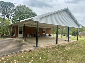 1481 Huntsville Quality Rd, Morgantown, KY 42261