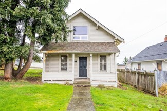 1316 19th St, Anacortes, WA 98221