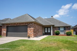 110 Rue Aubin, Lafayette, LA 70503